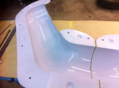 Moule pour boîte à air en carbone. Moule boîte à air.